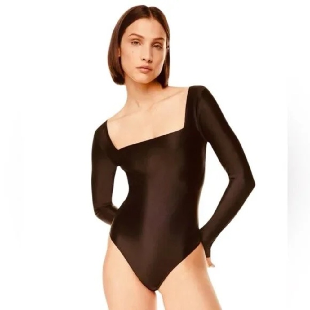 Babaton Satinette Squareneck Longsleeve Bodysuit Rich Mocha Brown